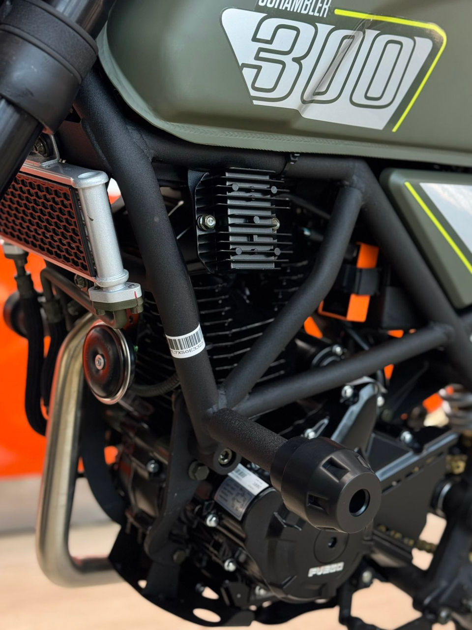 Fuego-300-cc-4-clapeni (5)