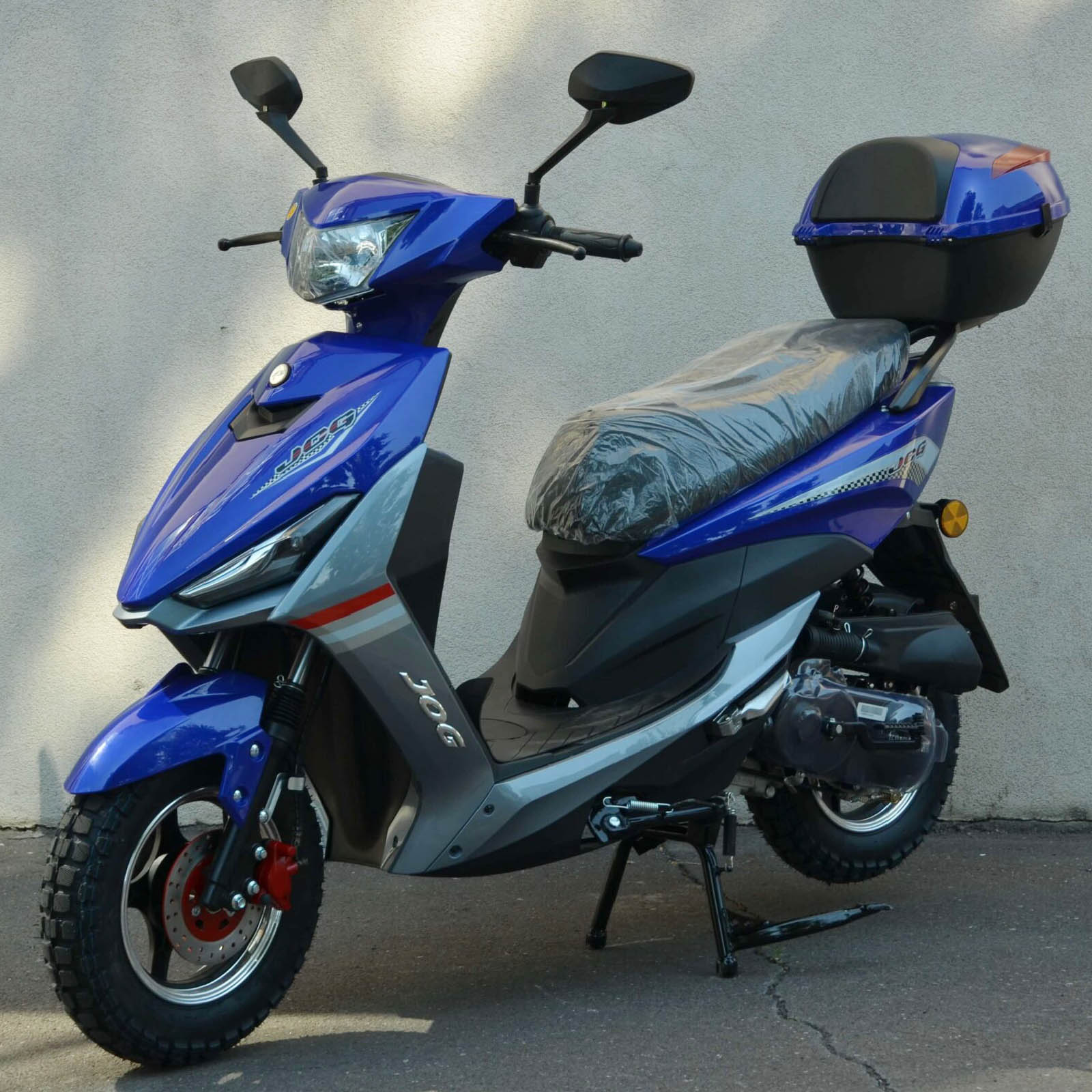 Скутер Jog 49.9 цвет синий вид слева спереди купить по низкой цене